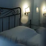 Batarà - La Terrazza Del Centro Couette-café 3*